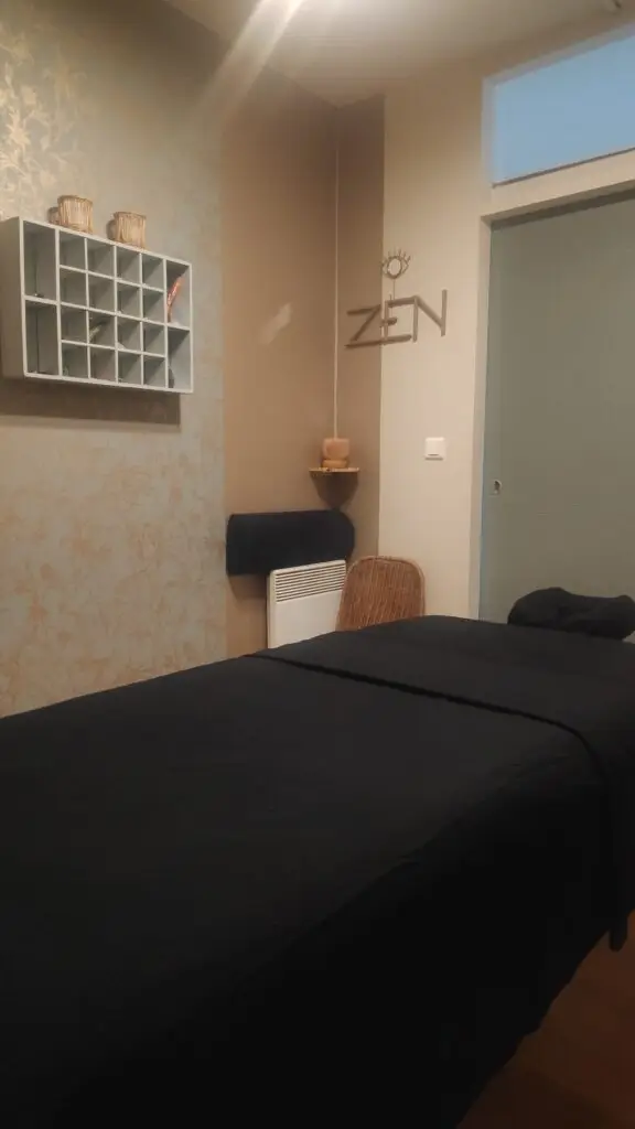 Salon massage Nicolas Degand. Les mains de Nicolas.